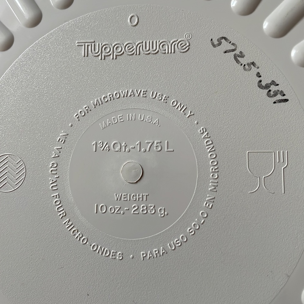 Tupperware - Picture 10 of 11